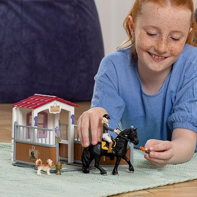 schleich HORSE CLUB — Horse Box with HORSE CLUB Tori & Princess, 26 Piece Horse Stable Play Set, Functional Horse Toys for Girls and Boys Ages 5+