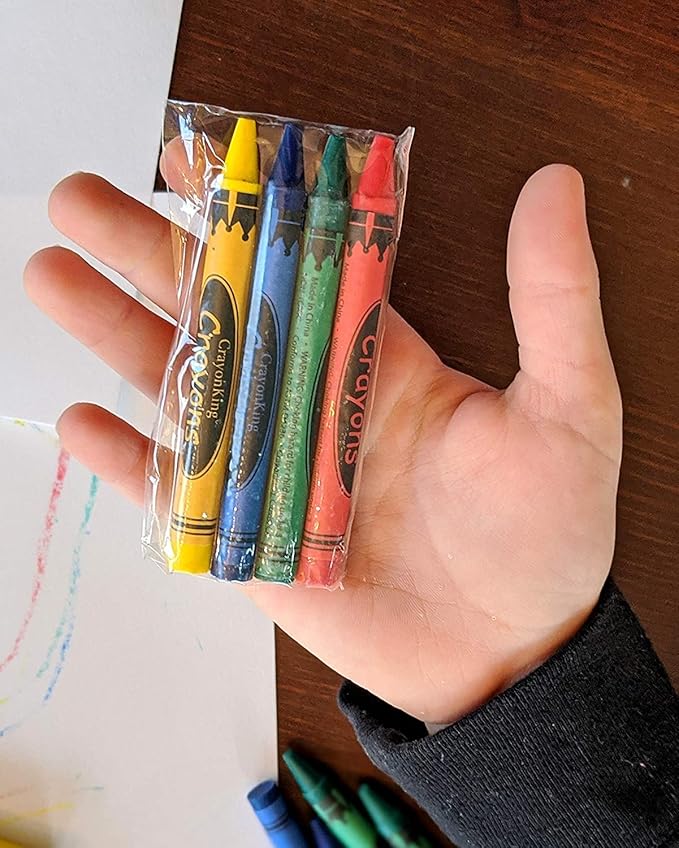 CrayonKing 25 Sets of 4-Packs in Cello (100 total bulk Crayons) Restaurants, Party Favors, Birthdays, School Teachers & Kids Coloring Non-Toxic Crayons