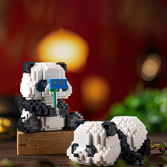 Panda Mini Building Blocks, Micro Building Blocks for Adults and Kids 700 Pieces (Sitting Panda)