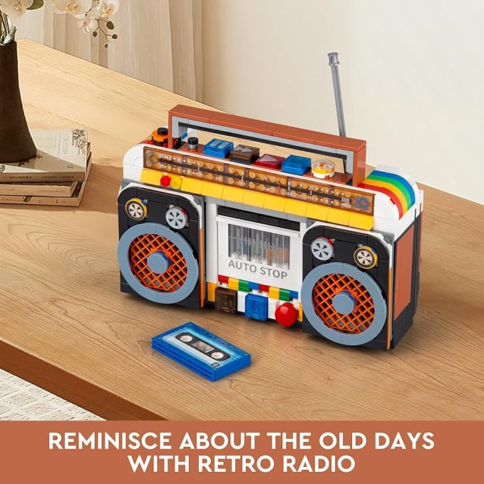 Retro Radio Classic Series Building Blocks Set, Collectible Vintage Music Player Display Mini Model Kit, Creative Gift Toys for Adults Kids 8+ (554 Pieces)