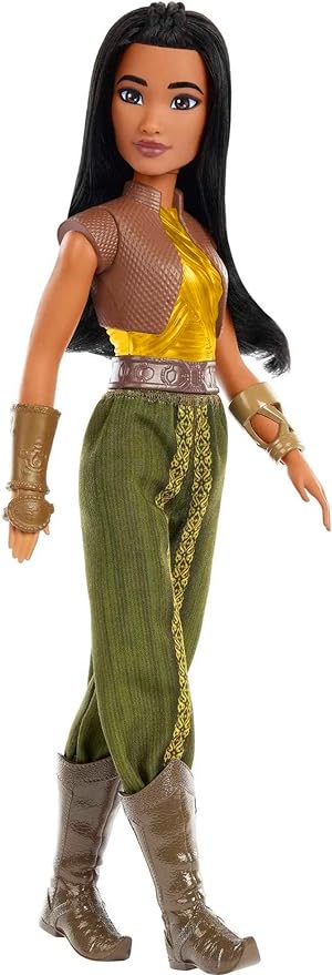Mattel Disney Princess Toys, Raya Fashion Doll, Sparkling Look with Black Hair, Brown Eyes & Accessories, Inspired by the Movie