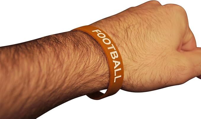 Novel Merk 12-Piece Football Party Favor & School Carival Prize Sports Silicone Wristband Bracelet