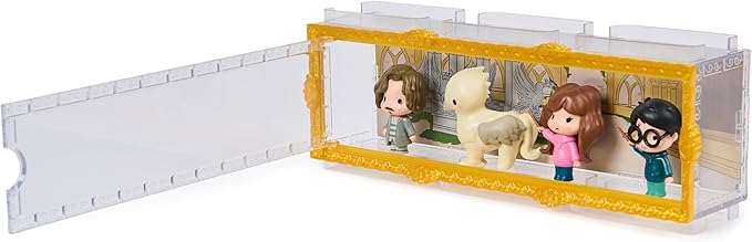 Wizarding World Harry Potter, Micro Magical Moments Prisoner of Azkaban Rescue Set with 4 Mini Figures & Display Case, Kids Toys for Ages 6 and up