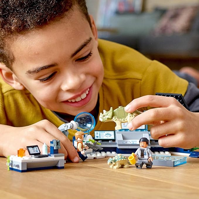 LEGO Jurassic World Dr. Wu's Lab: Baby Dinosaurs Breakout 75939 Fun Dinosaur Toy Building Kit, Featuring Owen Grady, Plus Baby Triceratops and Ankylosaurus Toy Dinosaur Figures (164 Pieces)