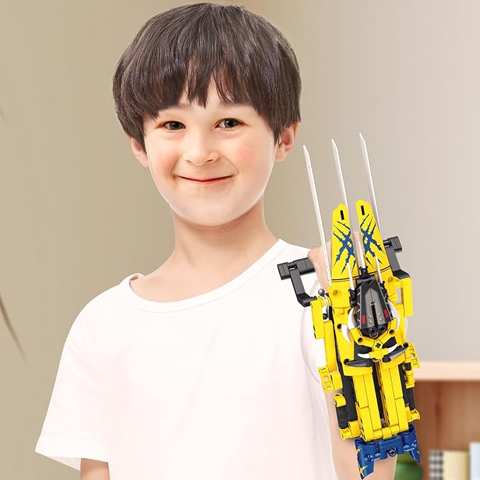 Wolver Claw Building Toys for Kids Ages 6 and Up - Kids Role Play Toys with Simulate Flexible Claw - 260pcs Super Hero Building Blocks Elements for Play and Display