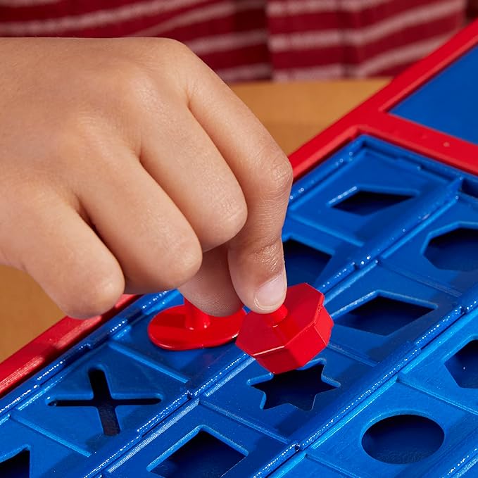 Hasbro HSBF7697 Perfection Refresh Playing Game
