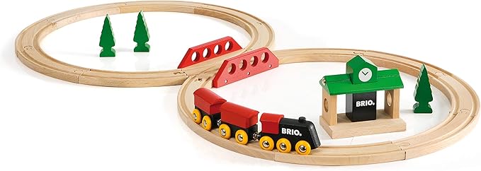 BRIO World - 33028 Classic Figure 8 Set - 22 Piece Wooden Toy Train Set with Accessories and Tracks | Enhances Creativity | Compatible Toys | FSC-Certified Wood | Perfect for Kids Age 2+