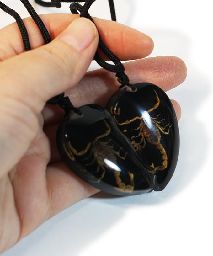 REALBUG SP2214 Necklace, Black/Gold
