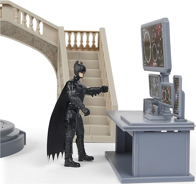 DC Comics, Batman Batcave with Exclusive Batman and Penguin Action Figures and Batcycle, The Batman Movie Collectible Kids Toys for Boys Ages 3 and up