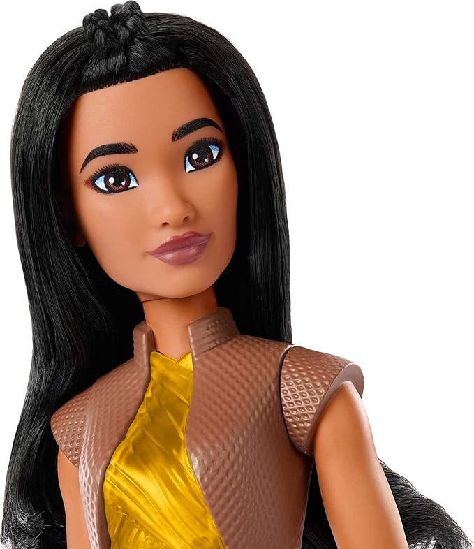 Mattel Disney Princess Toys, Raya Fashion Doll, Sparkling Look with Black Hair, Brown Eyes & Accessories, Inspired by the Movie