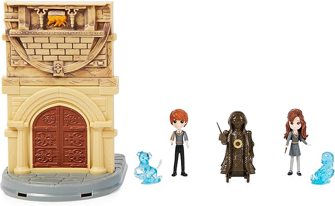 Wizarding World Harry Potter, Room of Requirement 2-in-1 Transforming Playset with 2 Exclusive Figures and 3 Accessories, Kids Toys for Ages 5 and up