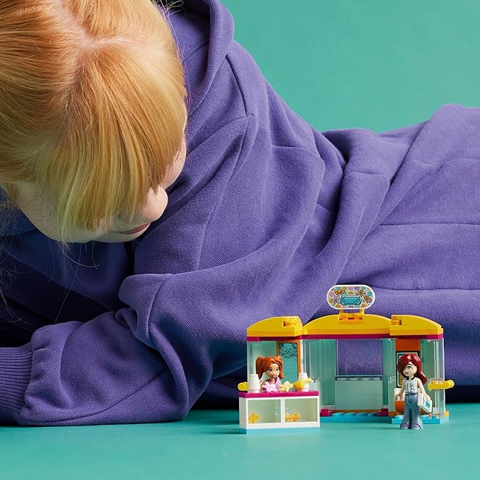 LEGO 42608 Friends Mini-Boutique, 2 Spielfiguren, modische Accessoires