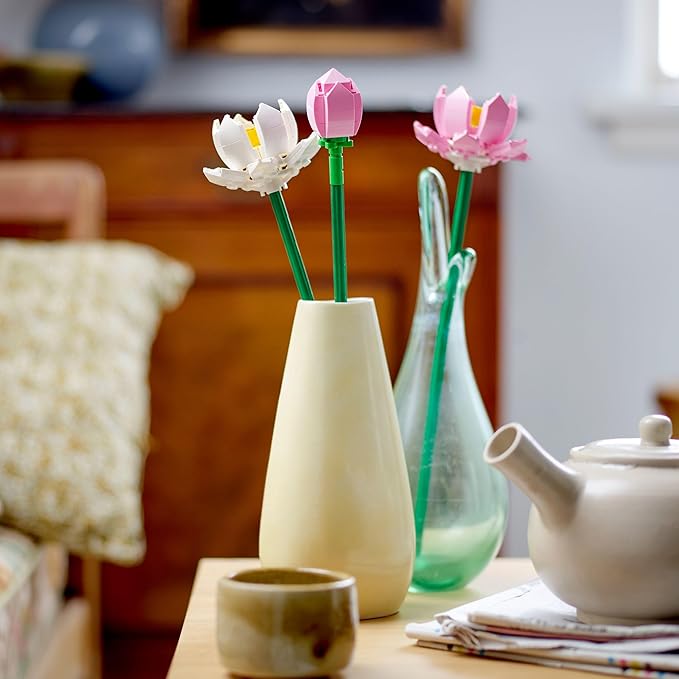 LEGO Lotus Flower - Building Toy for Kids, Girls & Boys, Ages 8+ - Artificial Lotus for Home Decor & Display - Gift for Valentines Day for Her & Him - 40647