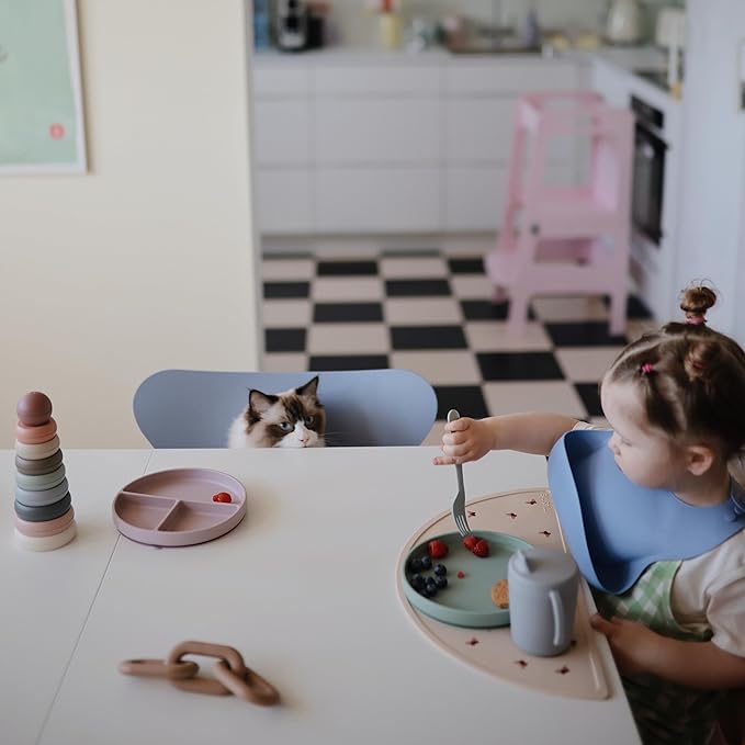 mushie Classic Silicone Suction Plate | BPA-Free Non-Slip Design (Dried Thyme)