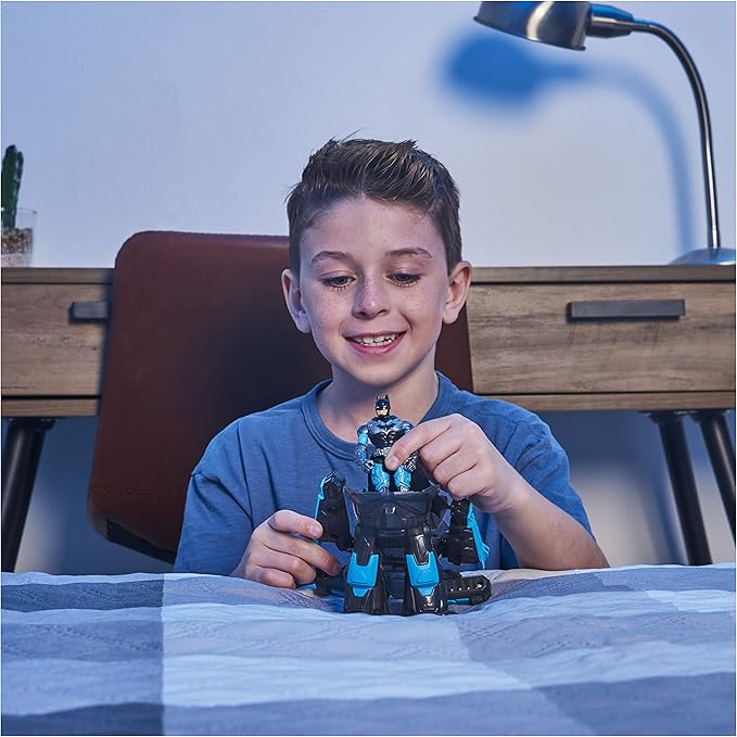 Batman 4-inch Batman Action Figure with Transforming Tech Armor, Kids Toys for Boys Ages 3 and Up