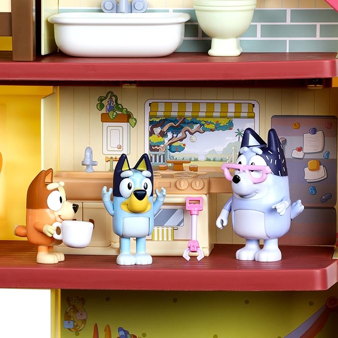 Bluey Ultimate Lights & Sounds Playhouse & Toy Box, 2.5-3 inch Figures | Amazon Exclusive