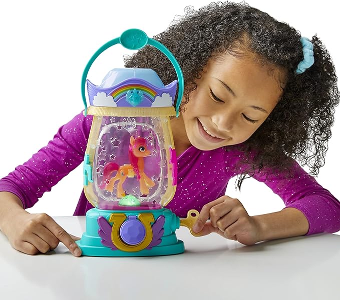 My Little Pony: A New Generation Movie Sparkle Reveal Lantern Sunny Starscout - Light Up Toy with 25 Pieces, Surprise Reveals for Kids
