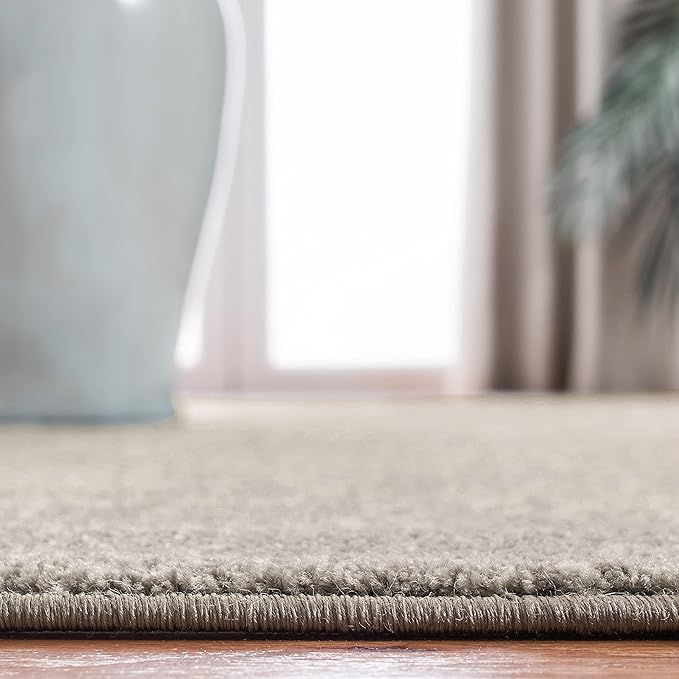 SAFAVIEH Evoke Collection 2'2" x 9' Silver / Ivory EVK256S Oriental Distressed Non-Shedding Living Room Entryway Foyer Hallway Bedroom Runner Rug