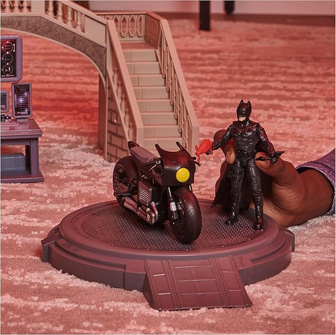 DC Comics, Batman Batcave with Exclusive Batman and Penguin Action Figures and Batcycle, The Batman Movie Collectible Kids Toys for Boys Ages 3 and up