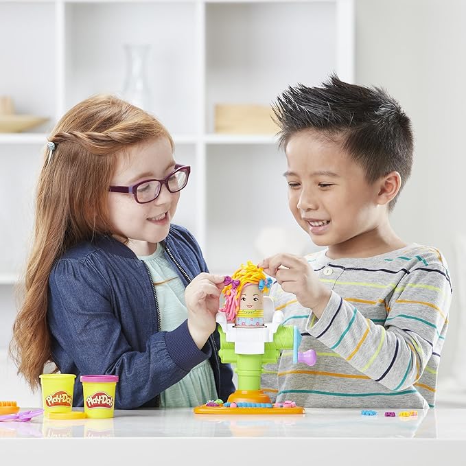 Play-Doh Buzz 'n Cut Fuzzy Pumper Barber Shop Set, Electric Buzzer, 5 Colors of 2-Ounce Cans, Preschool Toys, Christmas Gifts Girls & Boys, Ages 3+ (Amazon Exclusive)