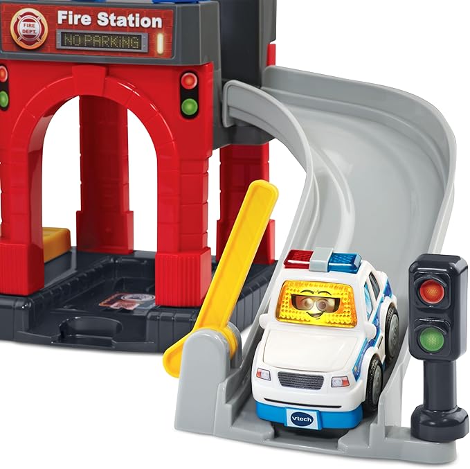 VTech Go! Go! Smart Wheels Save The Day Response Center Playset