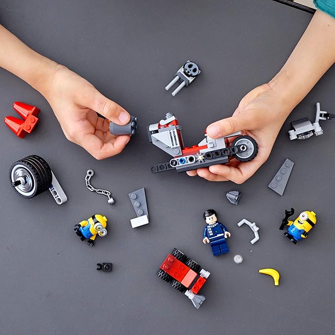 LEGO Minions Unstoppable Bike Chase (75549) Minions Toy Building Kit, with Bob, Stuart and Gru Minion Figures, Makes a Great Birthday Present for Minions Fans (136 Pieces)