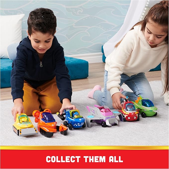 Paw Patrol Aqua Pups, Chase Transforming Shark Vehicle with Collectible Action Figure, Kids Toys for Ages 3 and up