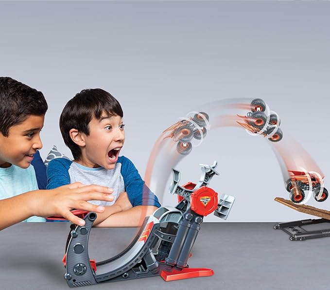 Monster Jam, Official Bakugan Dragonoid Stunt Dial Playset with Exclusive 1:64 Scale Dragonoid Die-Cast Monster Truck