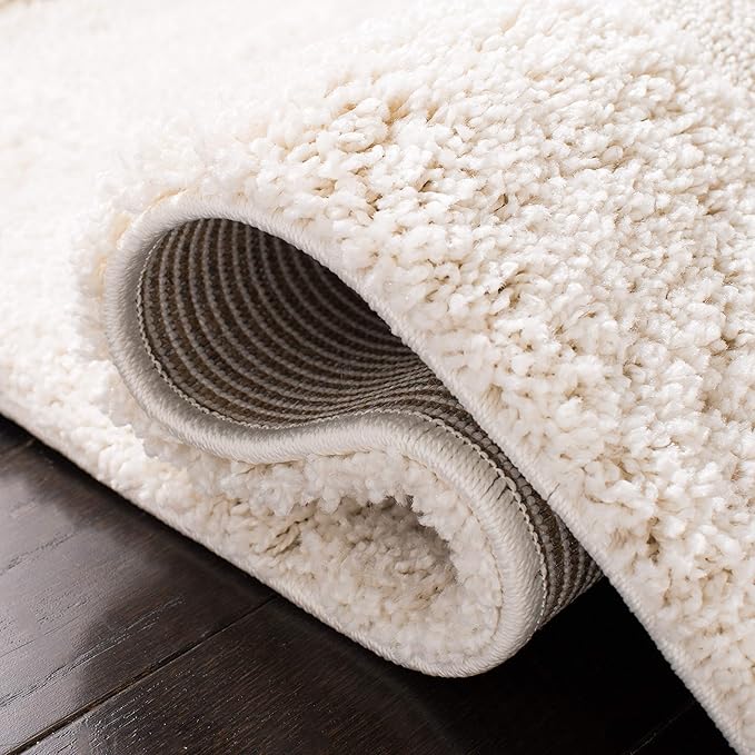 SAFAVIEH Florida Shag Collection Accent Rug - 3'3" x 5'3", Creme & Creme, Non-Shedding & Easy Care, 1.2-inch Thick Ideal for High Traffic Areas in Foyer, Living Room, Bedroom (SG454-1111)