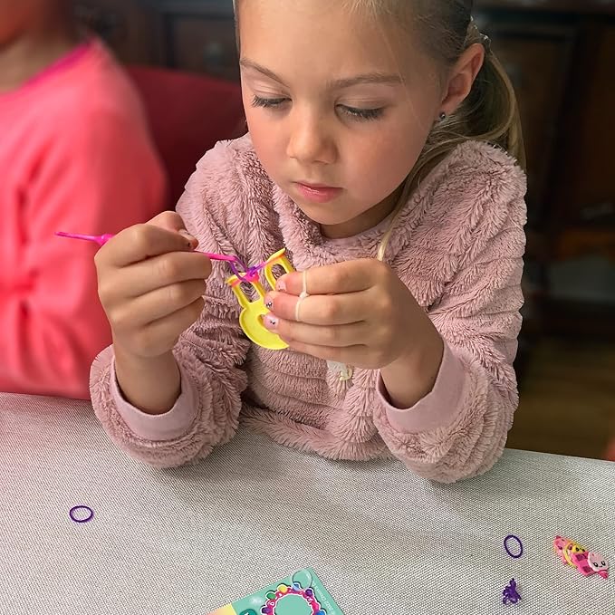 Rainbow Loom® Treasure Box NEON Edition, 8,000 Rubber Bands in 8 Different Neon Colors, and a Bonus of 2 Happy Looms, Great Activities for Boys and Girls 7+
