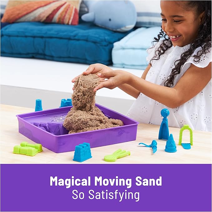 Kinetic Sand, Deluxe Beach Castle Playset with 2.5lbs Play Sand, Tools & Molds, Sensory Toys for Kids Ages 5 and up