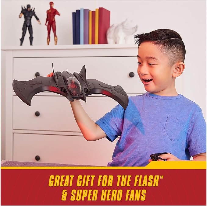 DC Comics, The Flash Ultimate Batwing Set The Flash and Batman Action Figures, 4-inch Playset Kids Toys for Boys and Girls 3 and Up