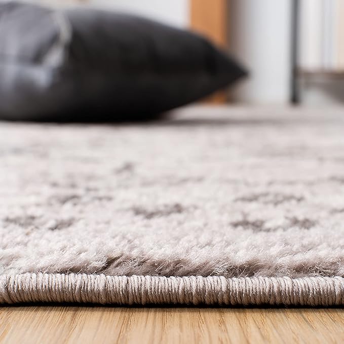 SAFAVIEH Amsterdam Collection Runner Rug - 2'3" x 6', Light Grey & Brown, Moroccan Boho Design, Non-Shedding & Easy Care, Ideal for High Traffic Areas in Living Room, Bedroom (AMS108F)