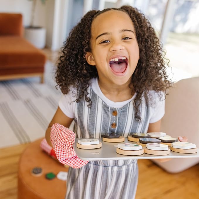 Melissa & Doug Slice and Bake Wooden Cookie Play Food Set