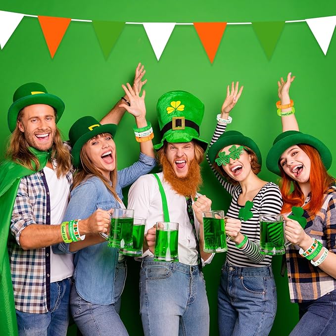 NEBURORA 48 Pcs St. Patrick's Day Silicone Bracelets Green Lucky Shamrock Rubber Wristbands for St Patricks Day Accessories Party Decoration Favors