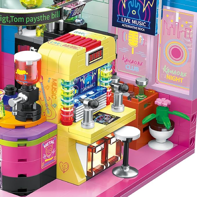 Friends House Building Block Set, Bear Club Business City View Small Brick Model, Mini Construction Toy, Hobbies Christmas Birthday Gift for Teens Children Kids Boys Girls 6+, 602pcs