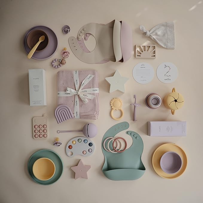 mushie Classic Silicone Suction Plate | BPA-Free Non-Slip Design (Daffodil)