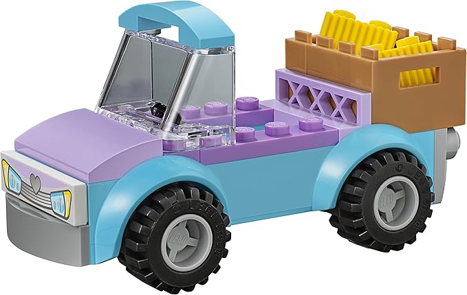 LEGO Juniors Mia's Farm Suitcase 10746