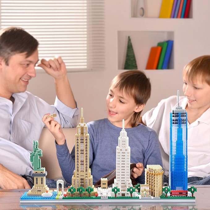 City Architecture New York Micro Mini Blocks Skylines Collection Building Set for Adults NYC Skyline Model Kit for Kids Age of 14+ 3452 Pieces Bricks