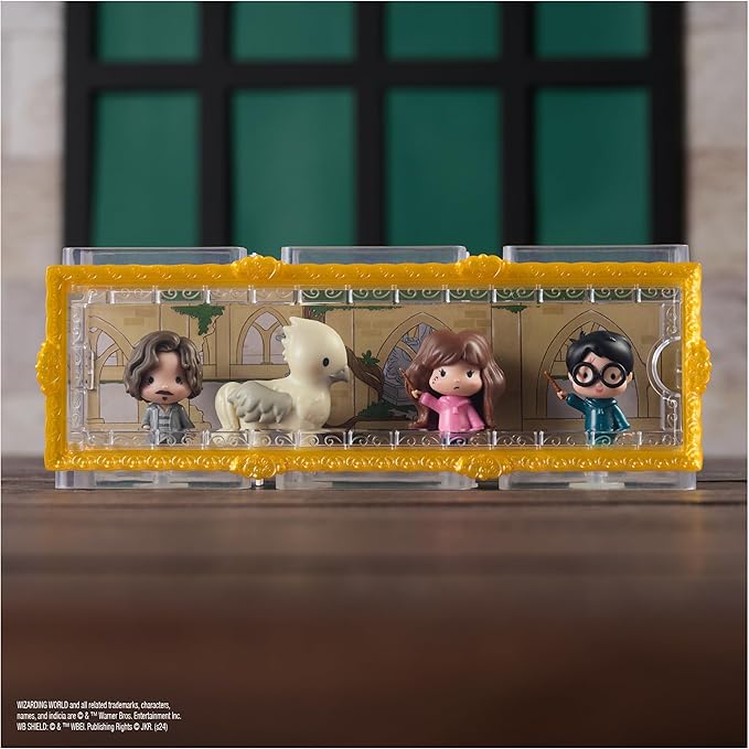 Wizarding World Harry Potter, Micro Magical Moments Prisoner of Azkaban Rescue Set with 4 Mini Figures & Display Case, Kids Toys for Ages 6 and up
