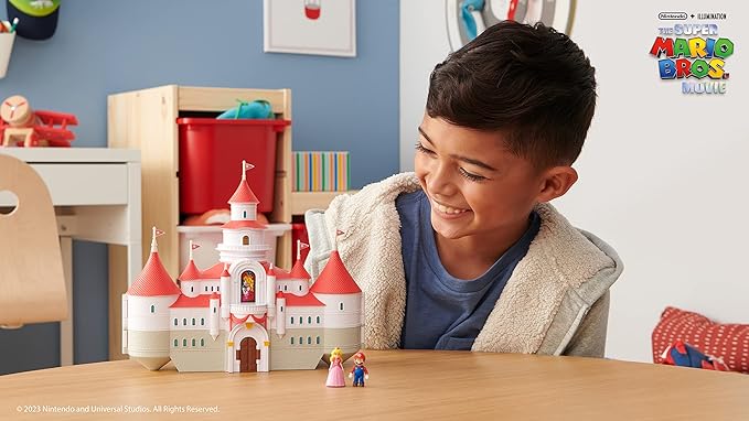 THE SUPER MARIO BROS. MOVIE – Mushroom Kingdom Castle Playset with Mini 1.25” Mario and Princess Peach Figures