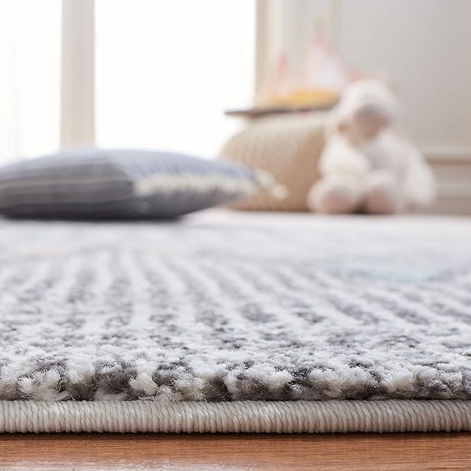 SAFAVIEH Carousel Kids Collection Accent Rug - 2'3" x 4', Grey & Pink, Boho Design, Non-Shedding & Easy Care, Ideal for High Traffic Areas for Boys & Girls in Playroom, Nursery, Bedroom (CRK117F)