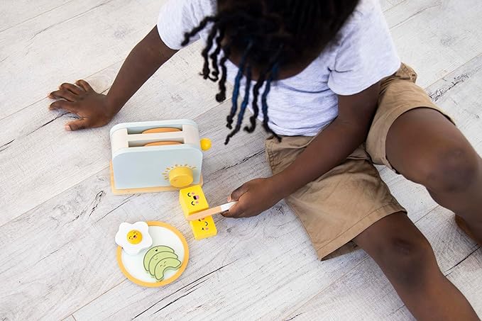 Pearhead Brunch Time Montessori Toy Toaster Oven Set, Wooden Developmental Learning Toys, Pretend Play Kitchen Set for Toddlers Ages 3+ Years, 9 Piece Wooden Play Toy Set
