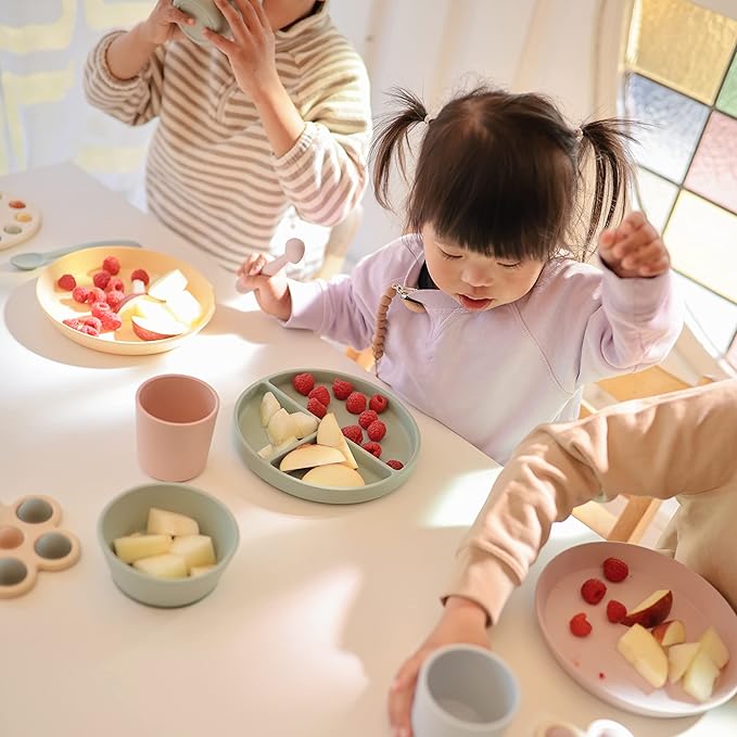 mushie Silicone Suction Bowl | BPA-Free Non-Slip Design (Cambridge Blue)