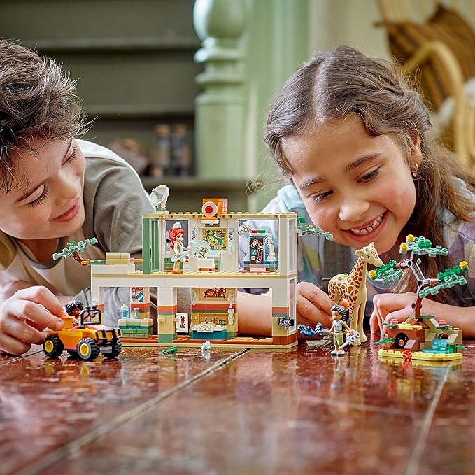 LEGO Friends Mia's Wildlife Rescue Toy 41717 with Zebra and Giraffe Safari Animal Figures Plus 3 Mini Dolls, Birthday Gift Idea for Kids, Girls & Boys Age 7 Plus Years Old