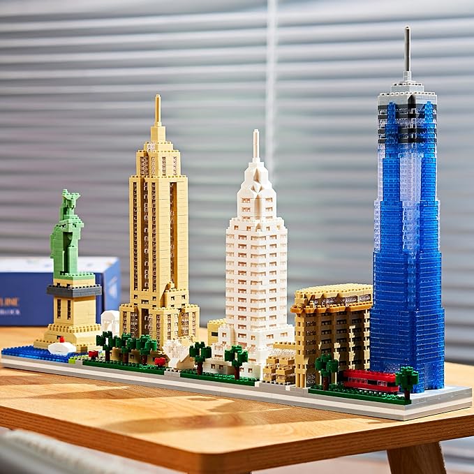 City Architecture New York Micro Mini Blocks Skylines Collection Building Set for Adults NYC Skyline Model Kit for Kids Age of 14+ 3452 Pieces Bricks