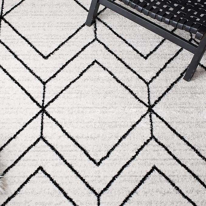 SAFAVIEH Adirondack Collection Runner Rug - 2'6" x 12', Ivory & Black, Modern Geometric Design, Non-Shedding & Easy Care, Ideal for High Traffic Areas in Living Room, Bedroom (ADR241A)