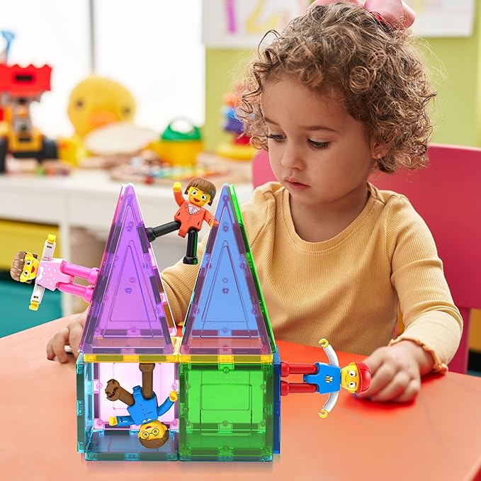 PicassoTiles Magnetic 4 Family Action Figures Toddler Toy Magnet Expansion Pack Educational Add-on STEM Learning Kit Toys Pretend Playset for Construction Building Block Tiles Child Brain Development