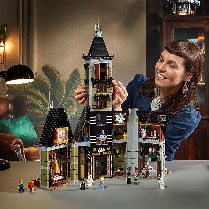 LEGO Icons Haunted House Building Set, Creative Craft for Adults and Family, Haunted House DIY Project to Build Together, Includes 10 Minifigures, 10273