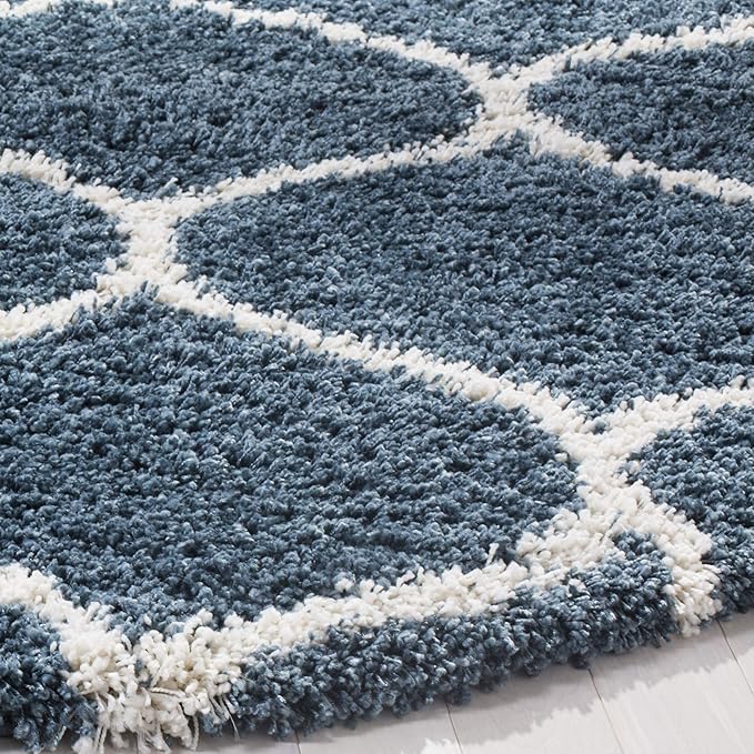 SAFAVIEH Hudson Shag Collection 7' Round Beige/Ivory SGH280S Moroccan Ogee Trellis Non-Shedding Living Room Bedroom Dining Room Entryway Plush 2-inch Thick Area Rug